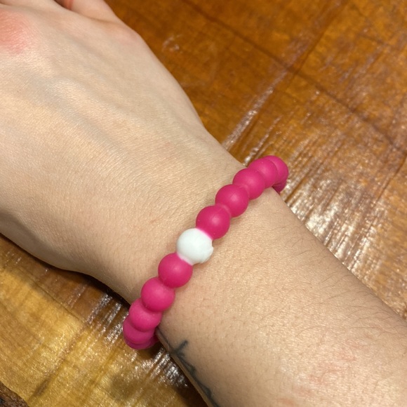 Pink breast cancer lokai bracelet - Picture 2 of 2